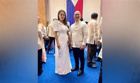 Husband and wife become colleagues in Congress .